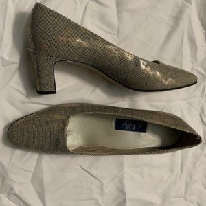 Women’s vintage Selby 1980's shoes size 10.5
